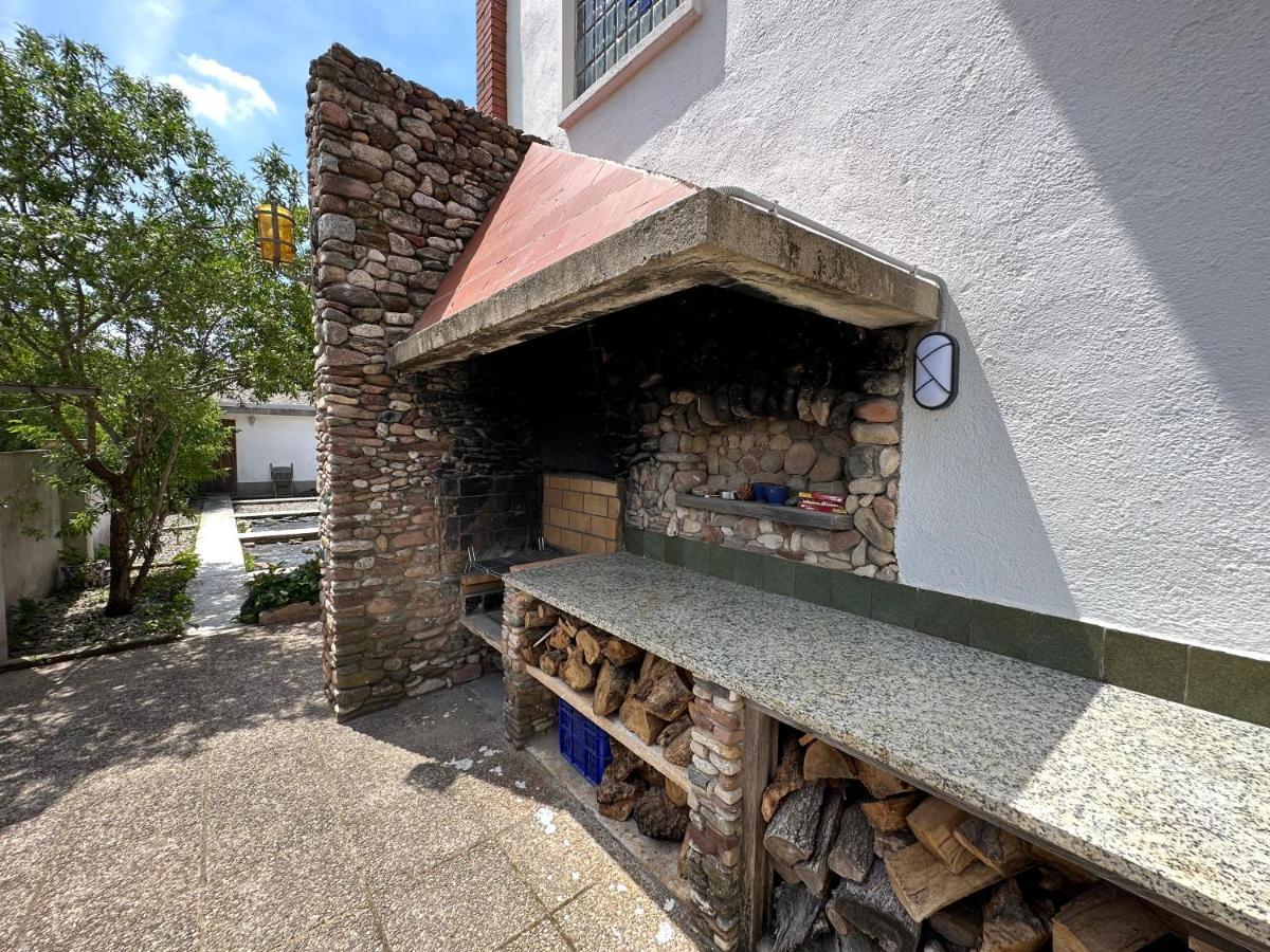 Vila Casa L'Avi Plegamans Exteriér fotografie
